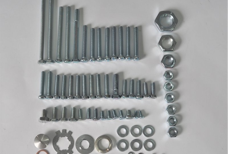 Komplet śrub silnikowych, ocynk, CZ 453 - 475-photo2