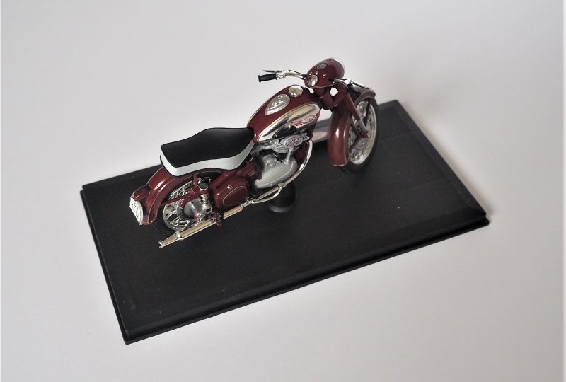 Model motocykla Jawa 500 OHC-photo2