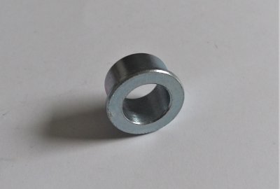 Tulejka dystansowa koła przedniego 24x28x15x17 mm, Jawa 500 OHC 02