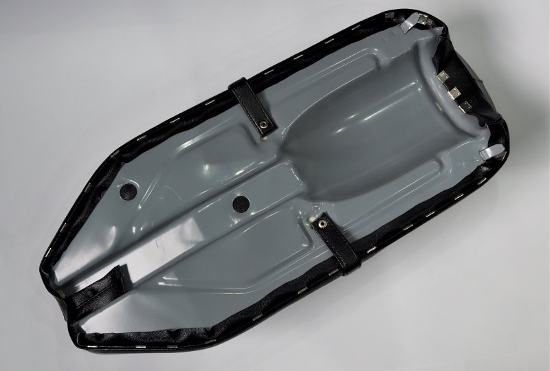 Siedzenie, półskóra czarne, Jawa, CZ-photo5