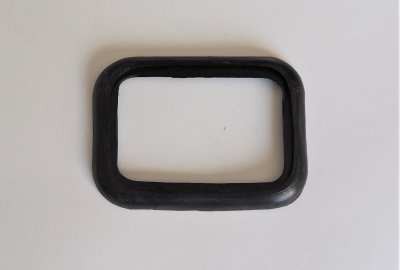 Guma pod tylną lampę, Jawa Panelka, Sport