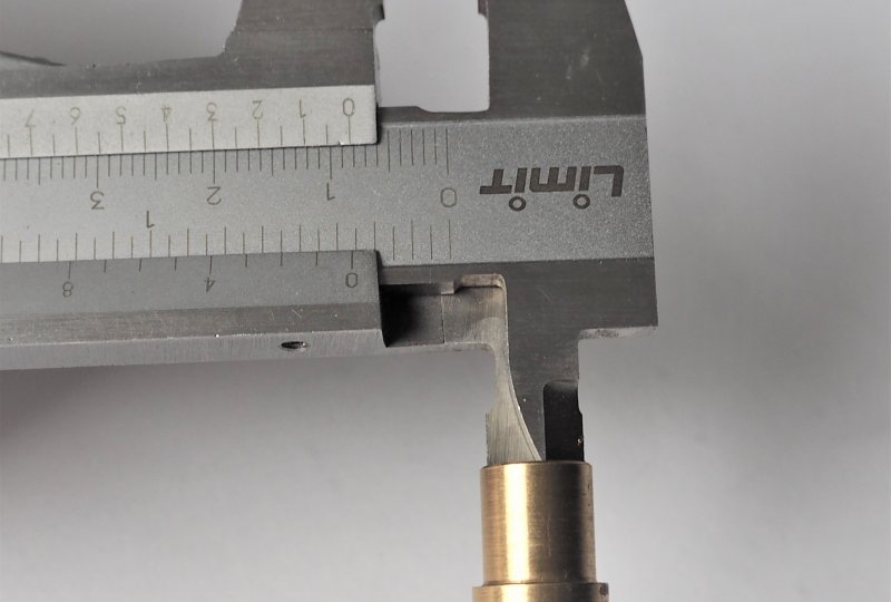 Króciec rurki paliwowej, AMAL-photo3