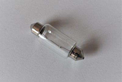 Żarówka SV8,5-12V/15W, paluszek