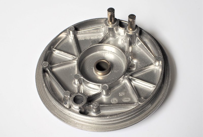 Pokrywa hamulca, oryginał, po elektochemicznym polerowaniu, Jawa Panelka-photo2