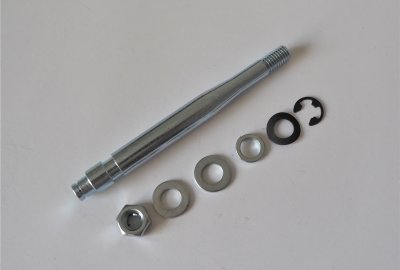 Sworzeń dźwigni zmiany biegów z podkładkami, Jawa 05-23