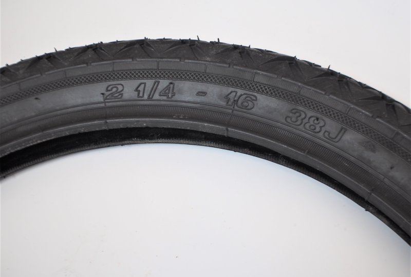 Opona 2.25/16 Vee Rubber VRM 087-photo2