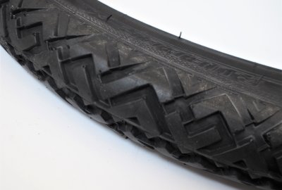 Opona 2.25/16 Vee Rubber VRM 087