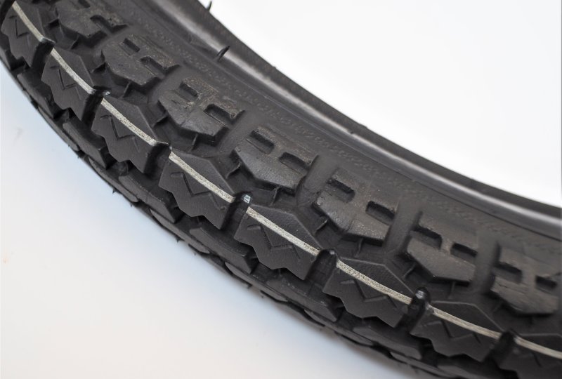 Opona 2.75/16 Vee Rubber VRM 015-photo4