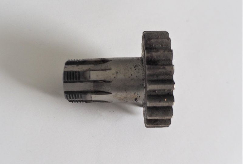 Zębatka skrzyni biegów na napęd łańcucha, 19 zębów, oryginał, Jawa 250/350-photo3