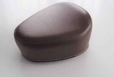 Siedzenie, półskóra marszczona, brązowe, Jawa 50 typ 550/555
