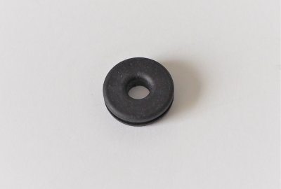 Gumowa przelotka kabli kierunkowskazu, 23x16x7mm, Jawa 634-640