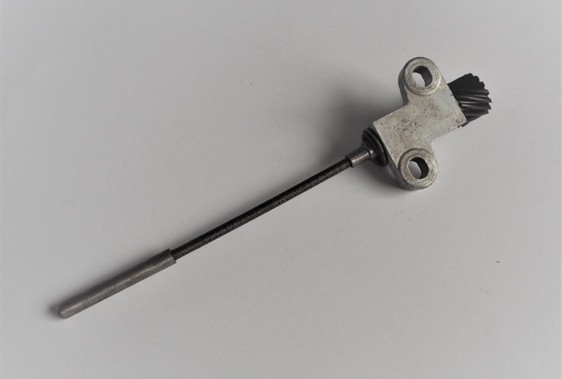 Napęd licznika (silnik), 14 zębów, długość 178mm, średnica 6mm, oryginał, CZ 125/175-photo4
