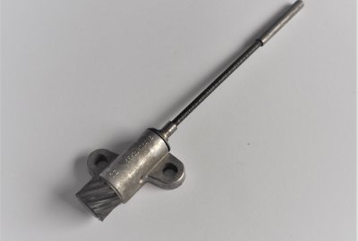 Napęd licznika (silnik), 14 zębów, długość 178mm, średnica 6mm, oryginał, CZ 125/175