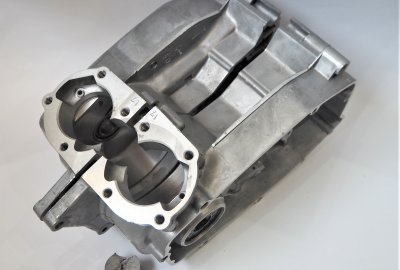 Blok silnika z łożyskami i simeringami, Jawa 638-640