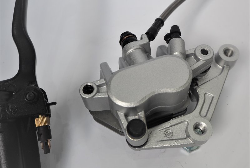 Układ hamulcowy, kompletny, pompa, wąż, zacisk podwójny tłoczkowy z płytkami, Jawa 638-640-photo4