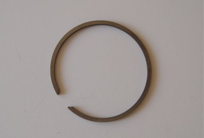 Pierścień tłokowy 67,00mm/2,5mm, Jawa 250 Perak, Kyvacka