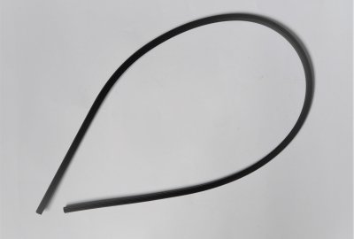 Guma szyby, czarna, VELOREX 562 - 125 cm