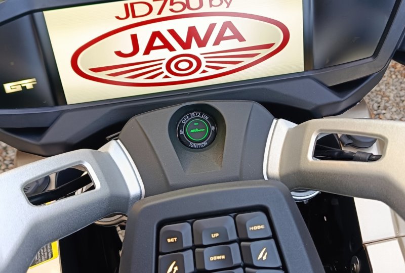 JD 750 K Touring by JAWA ZŁOTY - 2026-photo6