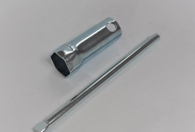 Klucz do świecy 21mm/65mm, Jawa, CZ