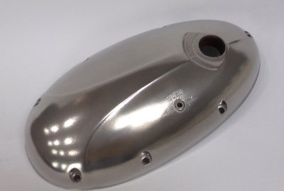 Pokrywa silnika lewa, polerowana chemiczne, oryginał, CZ 125-175