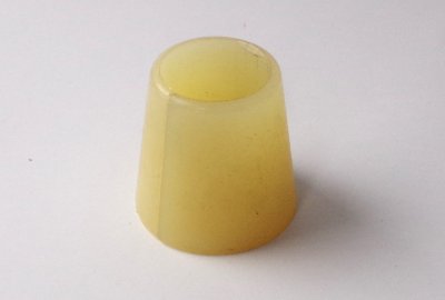 Tulejka dociskowa półki zawieszenia, silonowa, Jawa 90