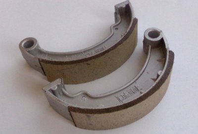 Szczęki hamulcowe, 2 sztuki, ferrodo, Jawa 250/350 Kyvacka