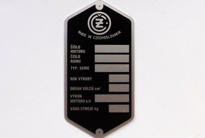 Tabliczka znamionowa, CZ 477