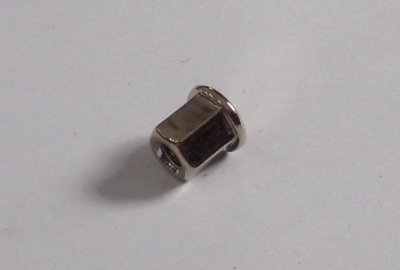 Śruba głowicy M6, z kołnierzem, nikiel, Jawa 50