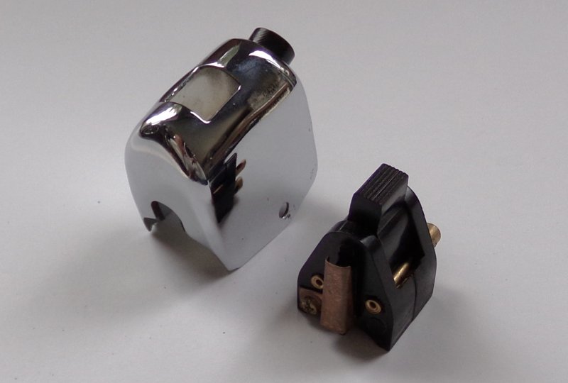 Przełącznik świateł z otworem na kabel, chrom, Jawa, CZ-photo6