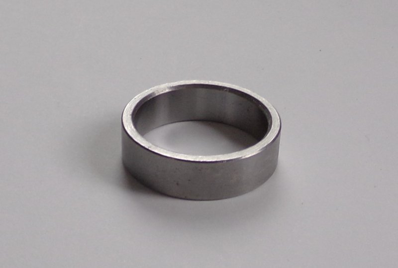Tulejka dystansowa zębatki napędu 25 x 30 x 8,5 mm, CZ 476-488-photo2