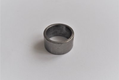 Tulejka dystansowa zębatki napędu 25x30x16mm, Jawa 250/350