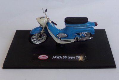 Model motocykla Jawa 50 typ 20 (kolor niebieski)