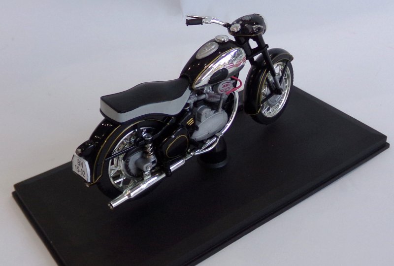 Model motocykla Jawa 500 OHC-photo3
