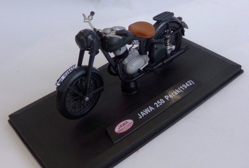 Model motocykla Jawa 250 Perak prototyp-photo2