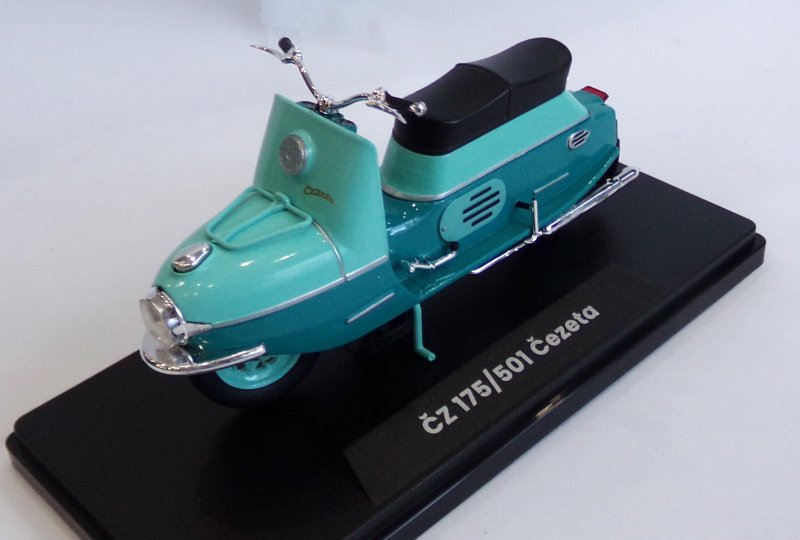 Model motocykla CZ 175/501-photo2