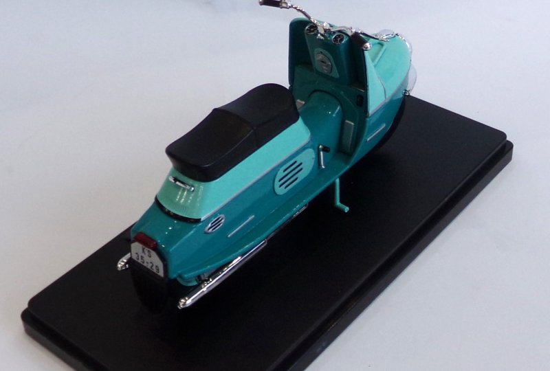 Model motocykla CZ 175/501-photo3