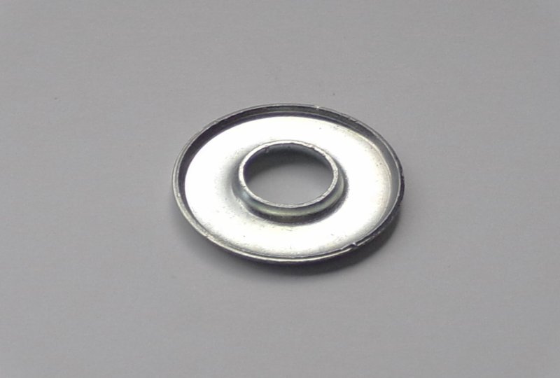 Podkładka mocowania kierunkowskazu, 35,5 x 19 x 3 mm, CZ-photo2