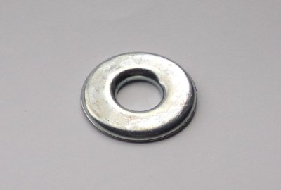 Podkładka mocowania kierunkowskazu, 35,5 x 19 x 3 mm, CZ