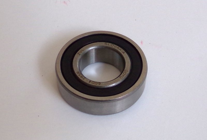 Łożysko tylnej zębatki, ZVL, 6004 2RSR, Jawa 50-photo2