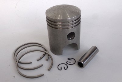 Tłok 57,75 mm + pierścienie + sworzeń, CZ 150 C
