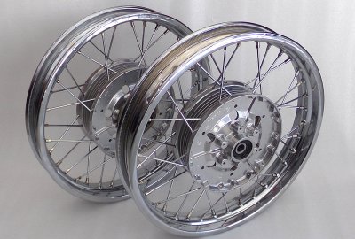 Koła - komplet, przednie, tylne, oryginał, po renowacji, bębny elektropolerowane, Jawa 250/350 Kyvacka