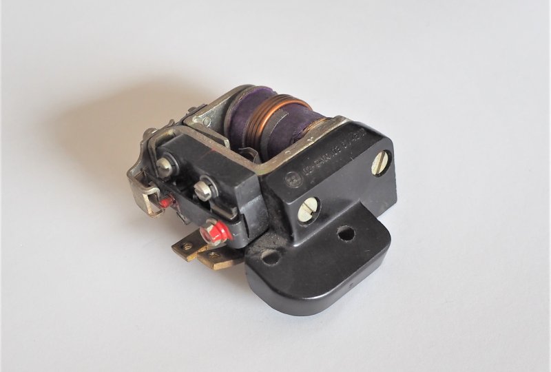 Regulator napięciowy prądnicy z uchwytem, oryginalny, Jawa, CZ-photo2